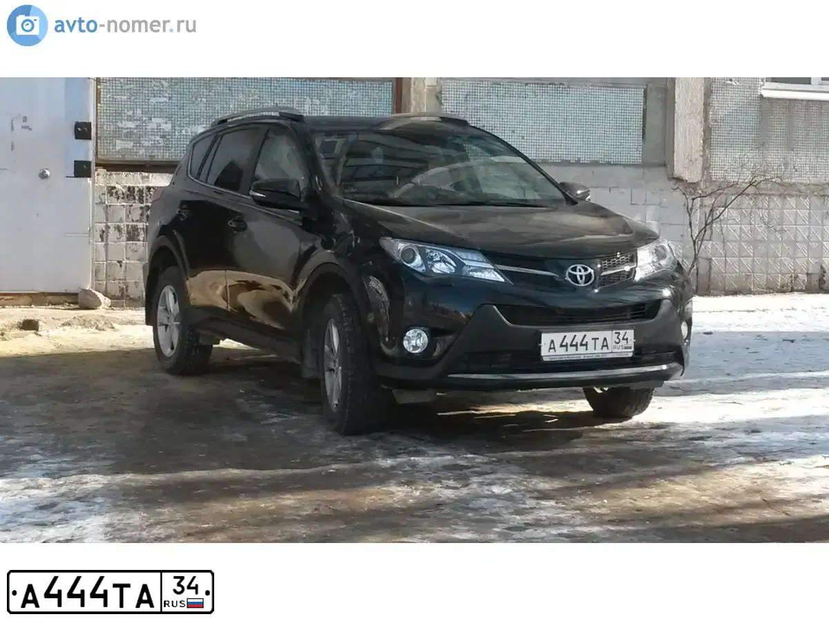 Фото автомобиля OPEL ASTRA, 2009 — госномер А444ТА34. Цвет: ЗЕЛЕНЫЙ