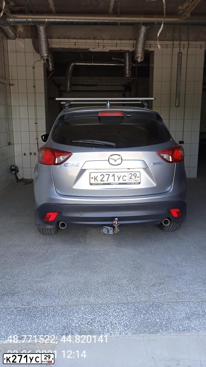 Фото автомобиля MAZDA CX-5, 2013 — госномер К271УС29. Цвет: серебристый
