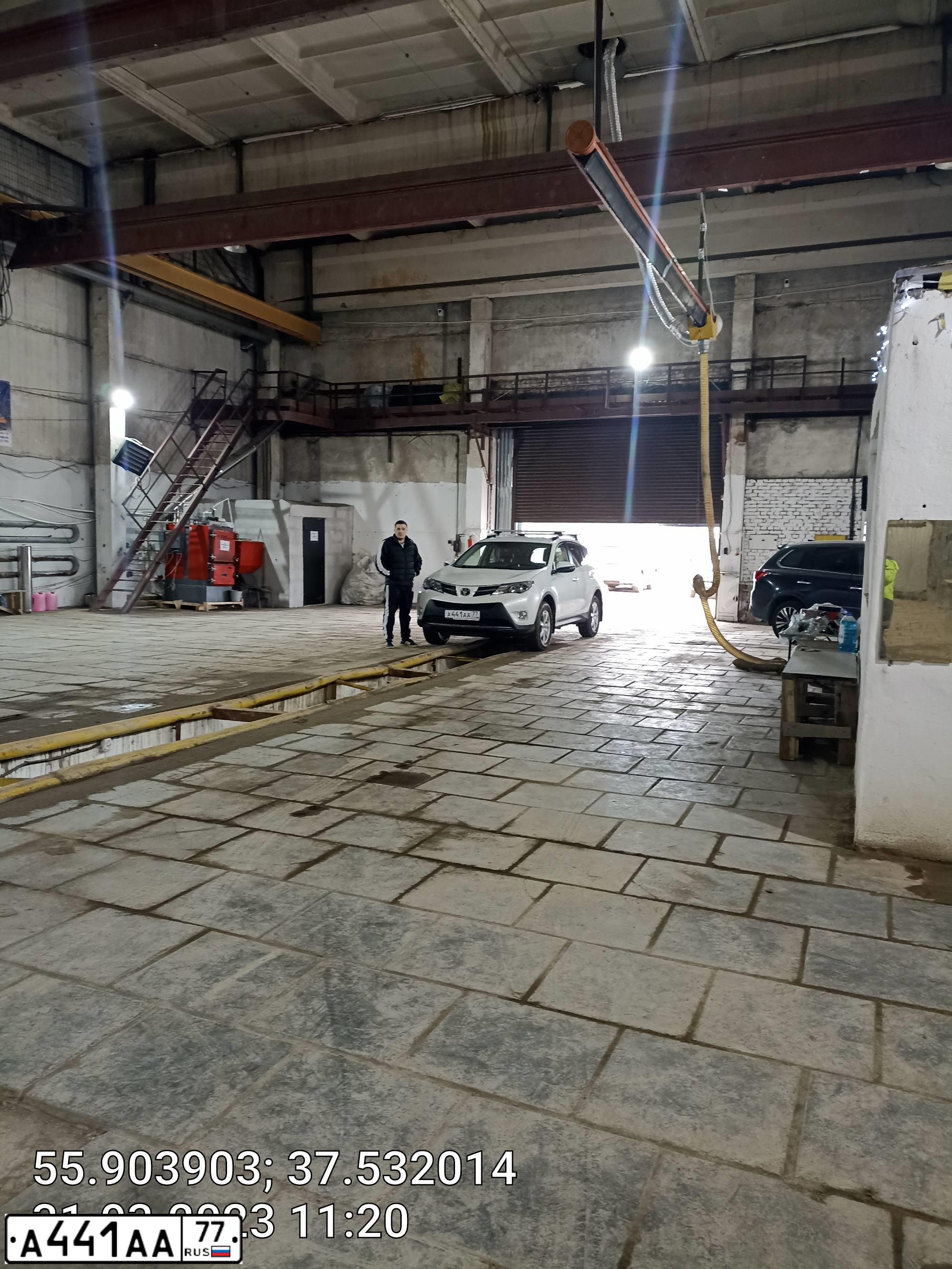 Фото автомобиля TOYOTA  RAV 4, 2014 — госномер А441АА77. Цвет: Белый