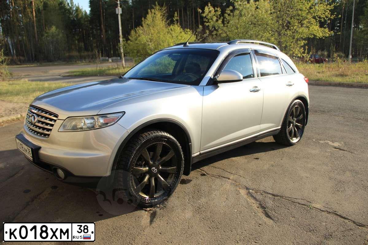 Фото автомобиля INFINITI QX70 /FX/, 2003 — госномер В792ВК122. Цвет: Серебристый