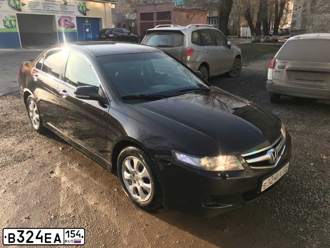 Фото автомобиля HONDA ACCORD, 2006 — госномер Т920МЕ142. Цвет: ТЕМНО КОРИЧНЕВЫЙ