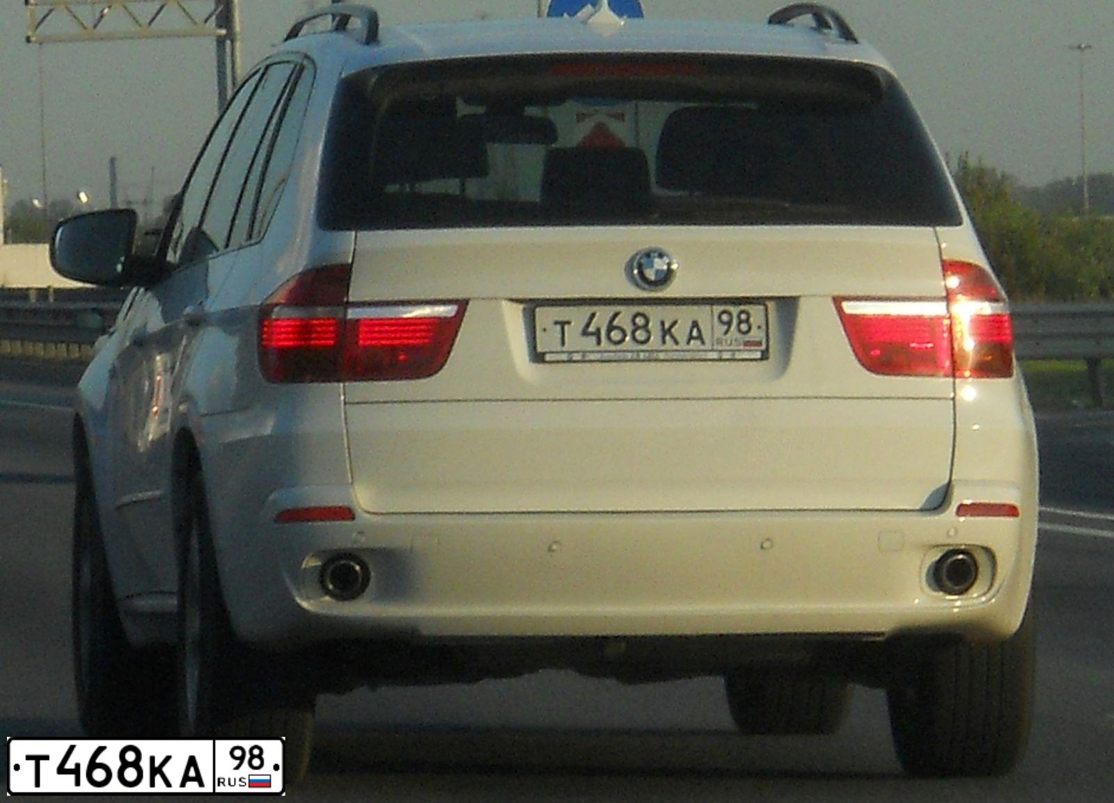 Фото автомобиля PORSCHE CAYENNE, 2005 — госномер Х237КС72. Цвет: Серебристый