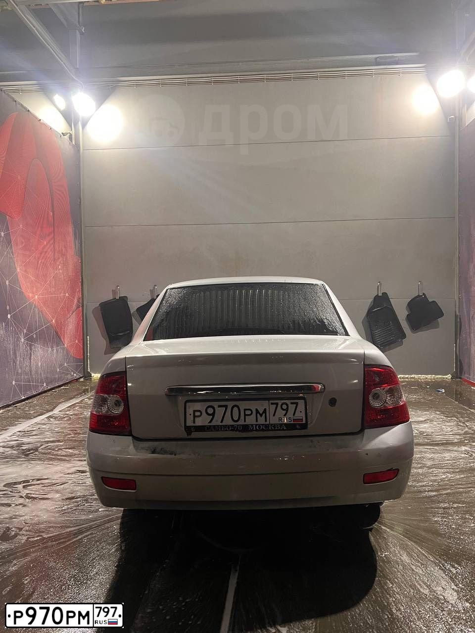 Фото автомобиля LADA 2170 PRIORA, 2007 — госномер В523РУ37. Цвет: СВЕТЛО-СЕРЕБРИСТЫЙ МЕТАЛЛИК
