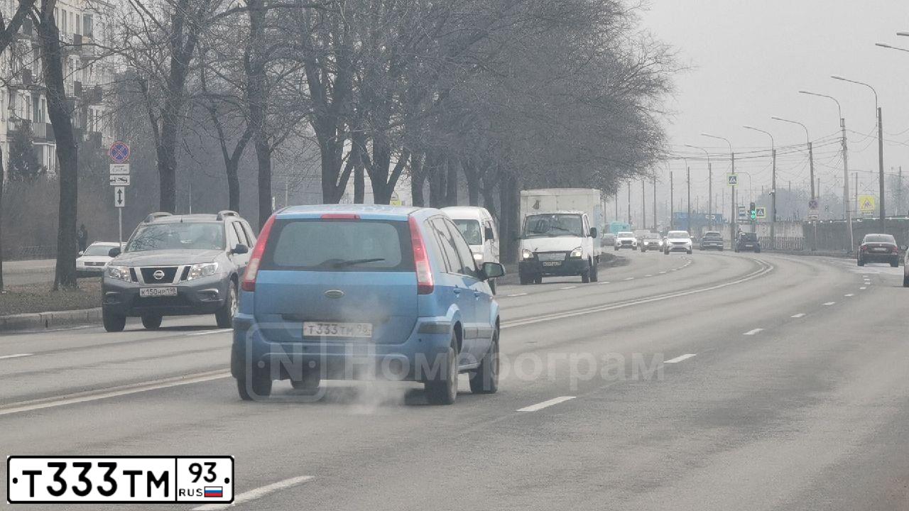 Фото автомобиля GEELY XINGYUE L, 2023 — госномер Е960СХ156. Цвет: синий