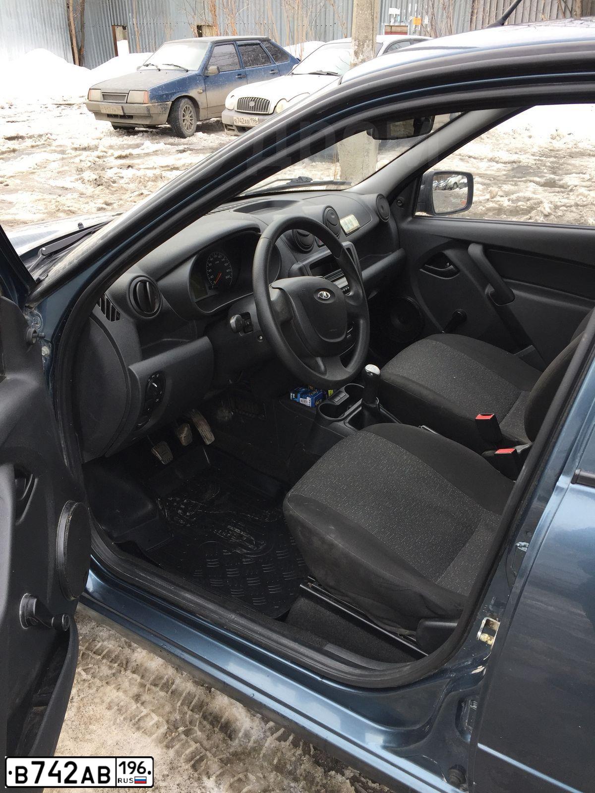 Фото автомобиля TAGAZ SONATA, 2008 — госномер В742АВ196. Цвет: СЕРЫЙ