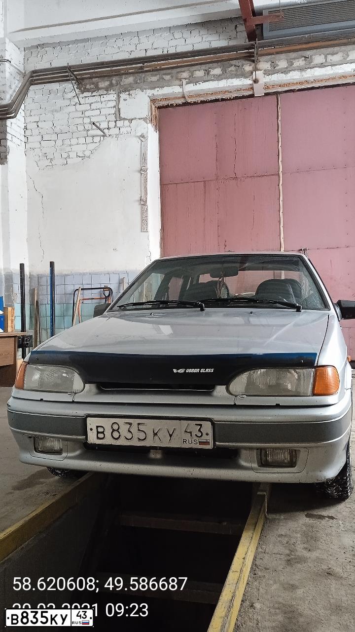 Фото автомобиля LADA 2115 SAMARA, 2007 — госномер В835КУ43. Цвет: СВЕТЛО-СЕРЕБРИСТЫЙ МЕТАЛЛ