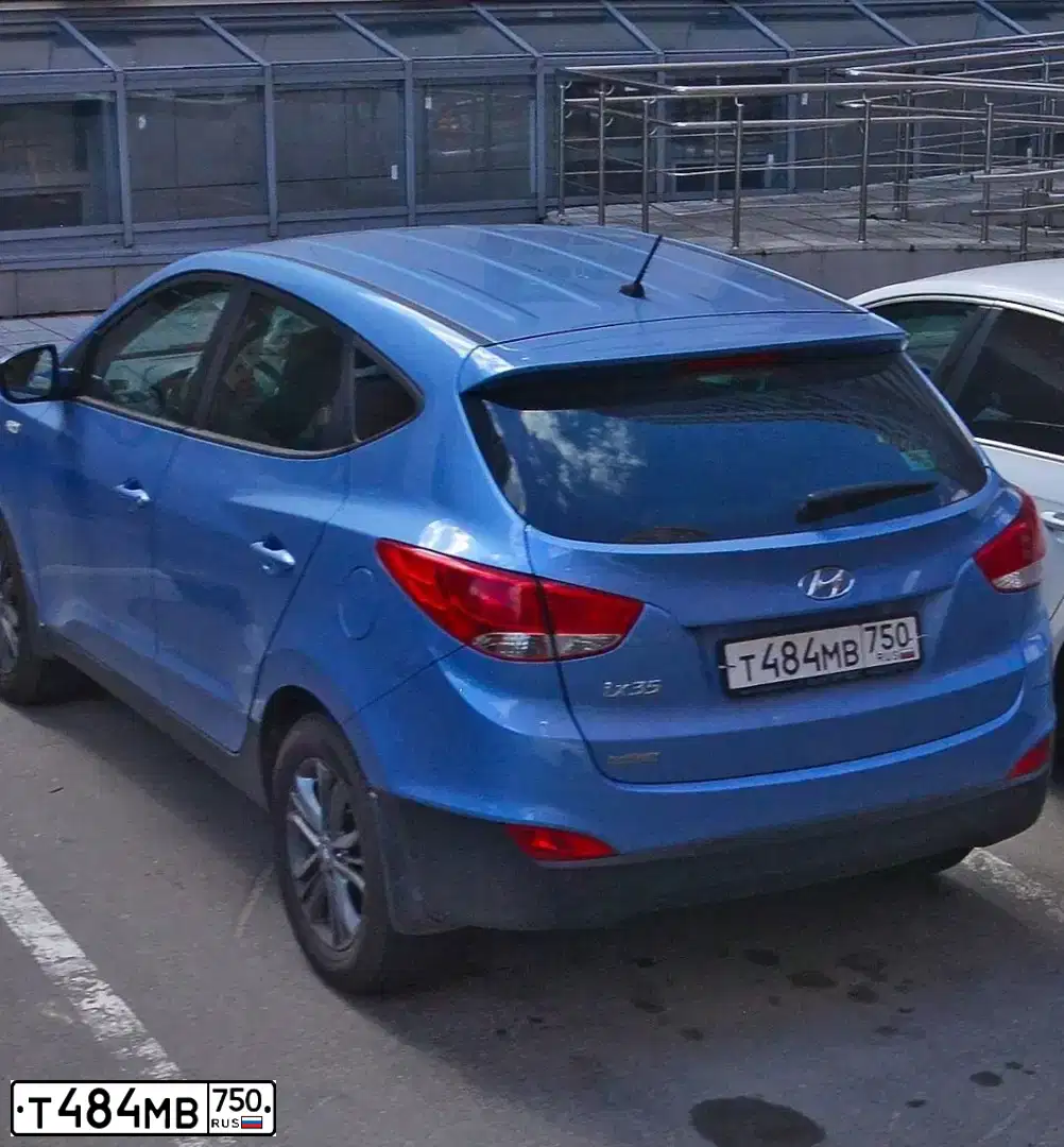 Фото автомобиля HYUNDAI IX35, 2014 — госномер Т484МВ750. Цвет: ГОЛУБОЙ