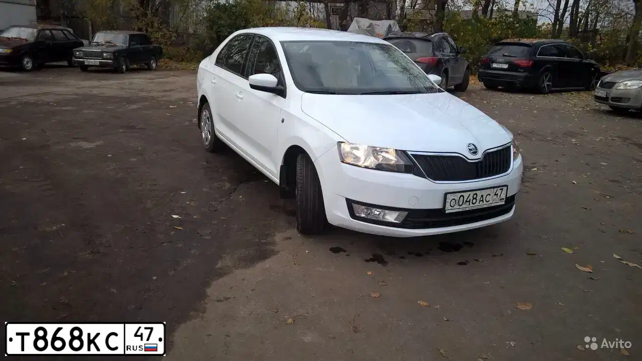 Фото автомобиля MITSUBISHI L 200, 2008 — госномер Т868КС47. Цвет: ТЕМНО-СЕРЫЙ