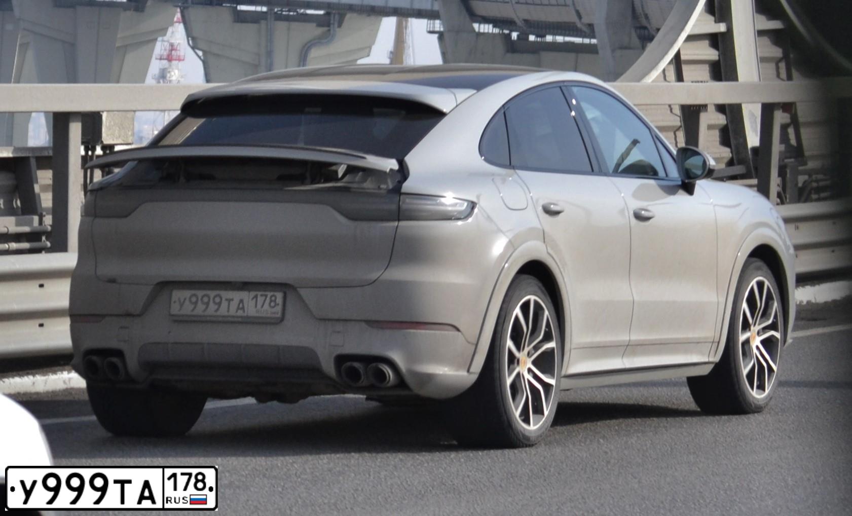Фото автомобиля HYUNDAI SOLARIS, 2014 — госномер Р242ОС46. Цвет: ЧЕРНЫЙ