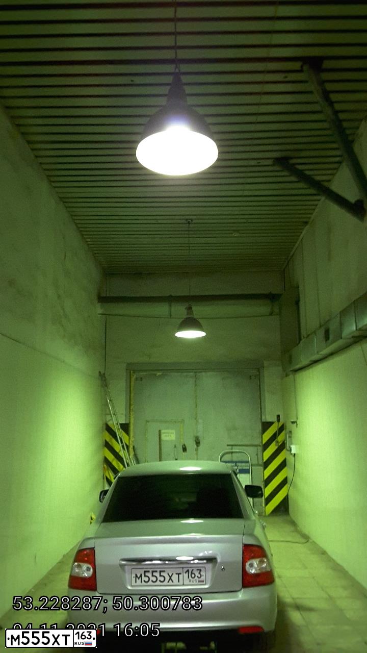 Фото автомобиля TOYOTA CAMRY, 2008 — госномер М555ХТ163. Цвет: ЧЕРНЫЙ