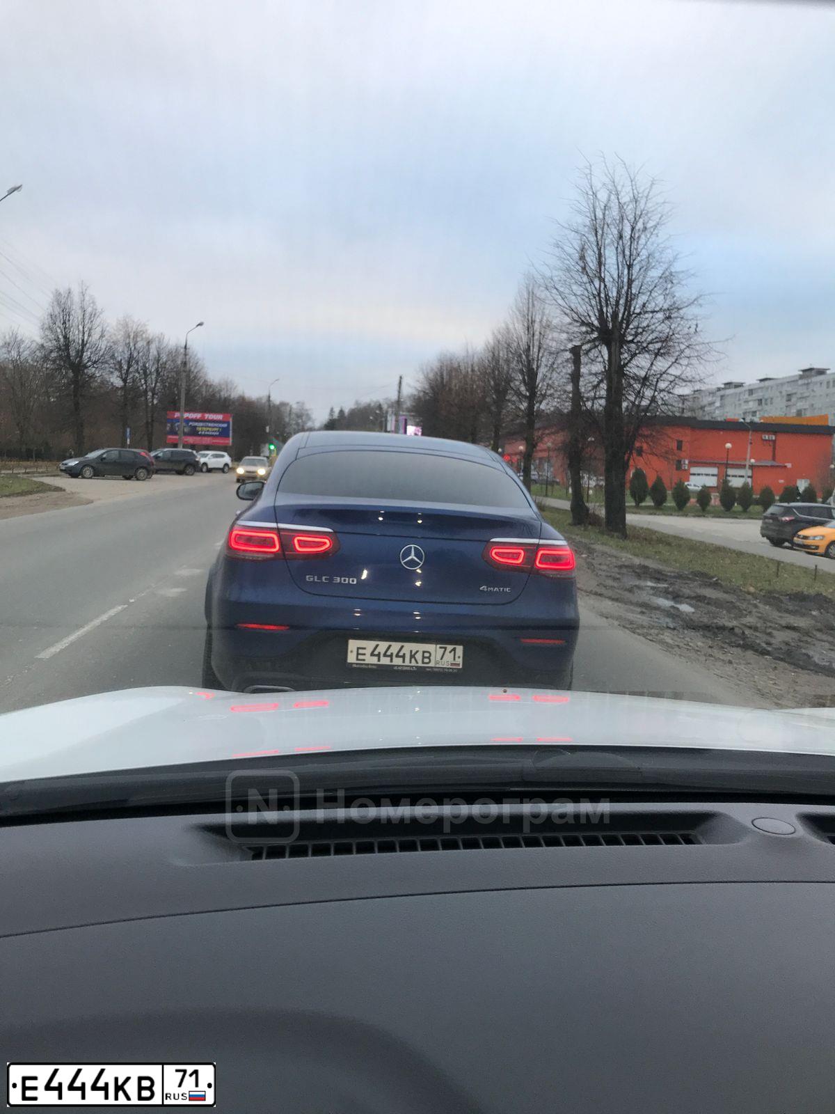 Фото автомобиля MERCEDES GL-KLASSE, 2015 — госномер У796ВС71. Цвет: Белый