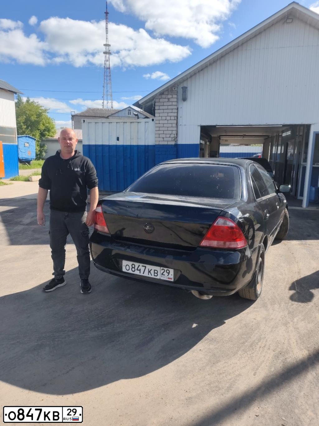 Фото автомобиля NISSAN ALMERA, 2006 — госномер К013АВ35. Цвет: ЧЕРНЫЙ