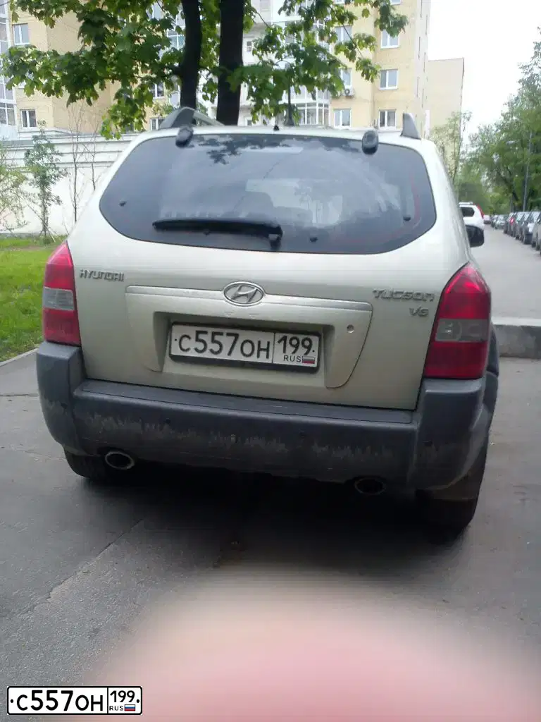 Фото автомобиля HYUNDAI TUCSON, 2006 — госномер Н202НО152. Цвет: СЕРЕБРИСТЫЙ