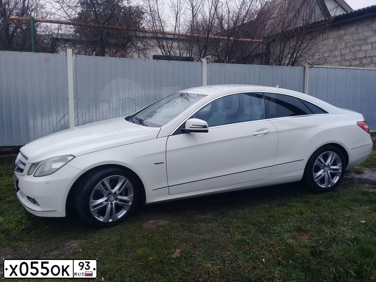 Фото автомобиля MERCEDES-BENZ E-CLASS, 2010 — госномер С601СА193. Цвет: Белый