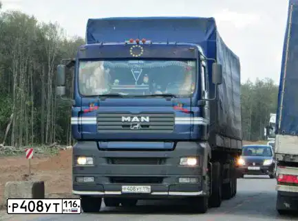 Фото автомобиля MAN TGA 18.XXX /4X2/, 2003 — госномер Н653НО196. Цвет: синий