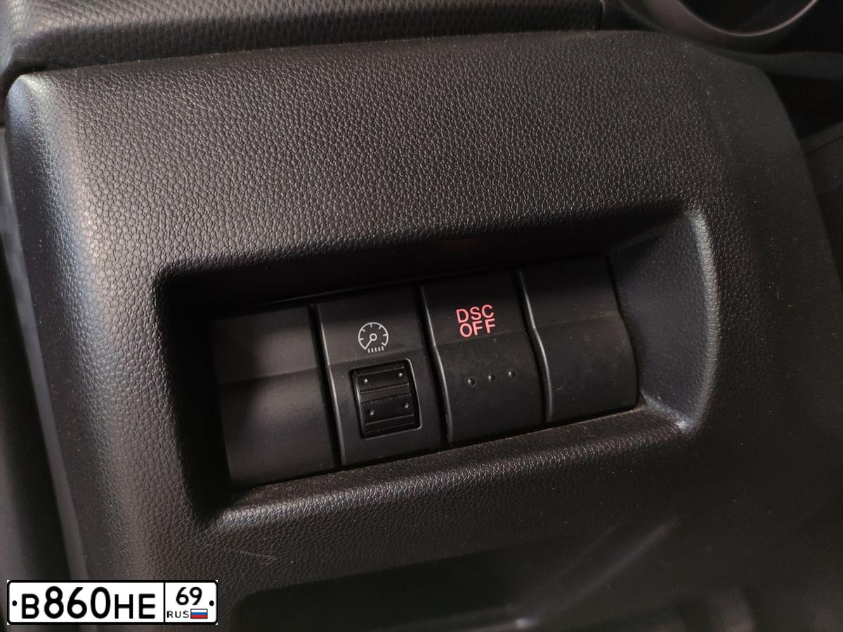 Фото автомобиля MAZDA 3, 2008 — госномер В860НЕ69. Цвет: Красный