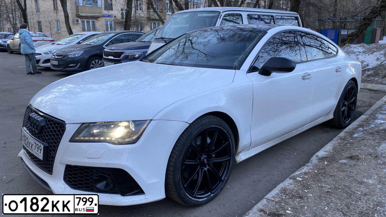 Фото автомобиля AUDI A7, 2011 — госномер Р115НУ18. Цвет: Белый