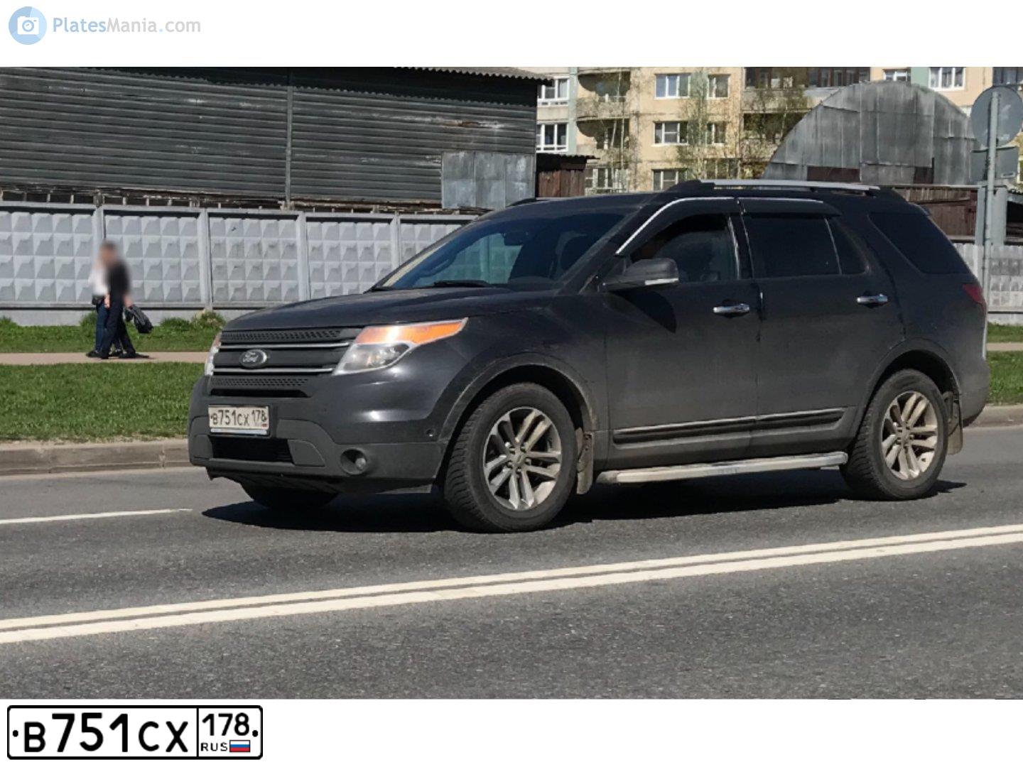Фото автомобиля FORD EXPLORER, 2013 — госномер Р528РС40. Цвет: ЧЕРНЫЙ