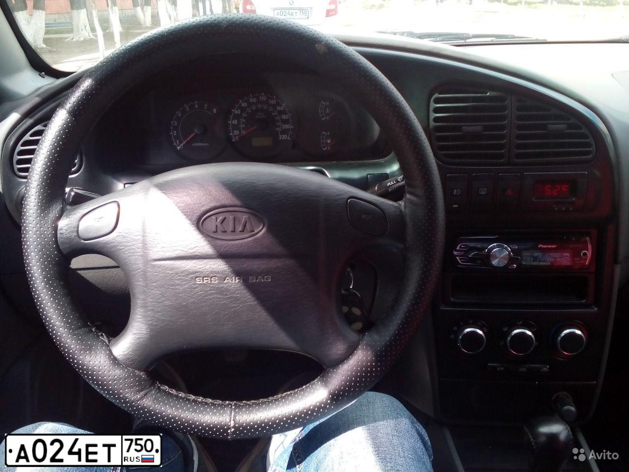 Фото автомобиля SKODA FABIA, 2014 — госномер А024ЕТ750. Цвет: БЕЛЫЙ