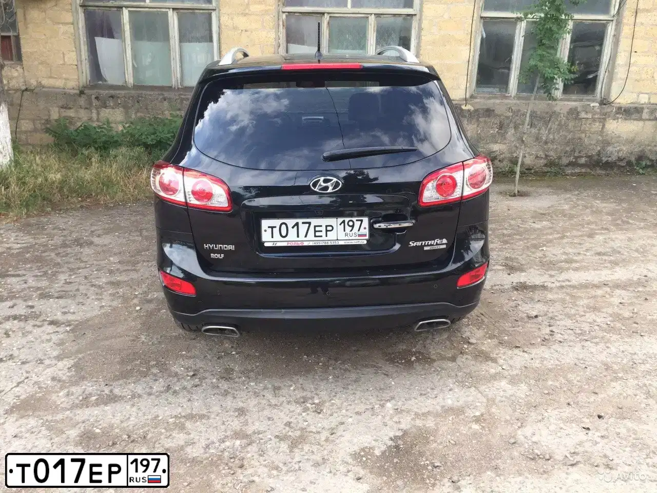 Фото автомобиля HYUNDAI SANTA FE, 2010 — госномер Т017ЕР197. Цвет: ЧЕРНЫЙ