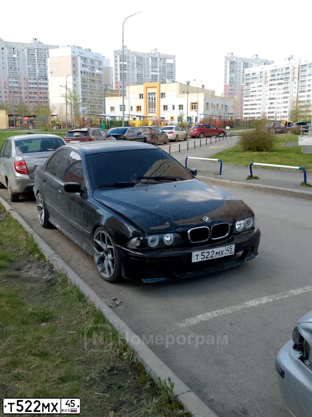 Фото автомобиля BMW SERIE 5, 1997 — госномер Т522МХ45. Цвет: ЗЕЛЕНЫЙ