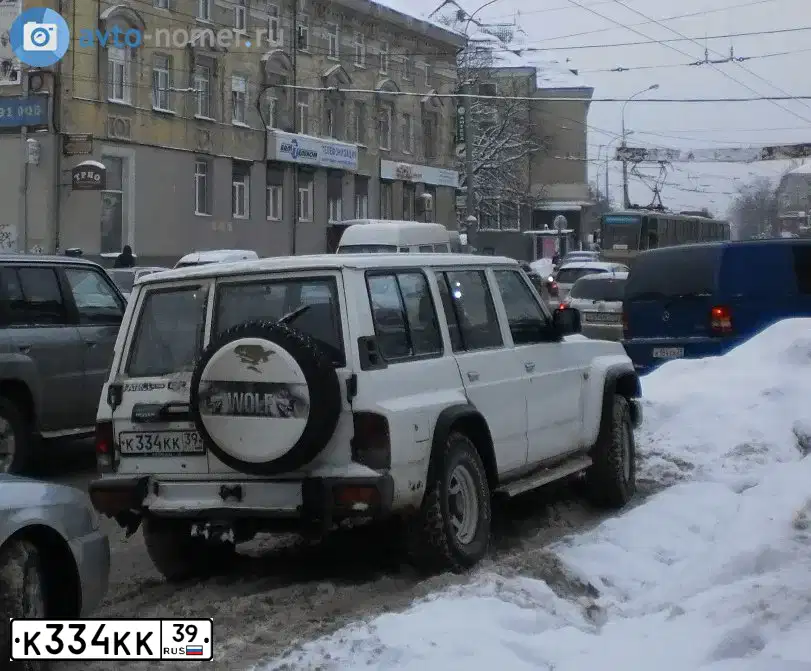 Фото автомобиля NISSAN PATROL, 1996 — госномер К334КК39. Цвет: Белый