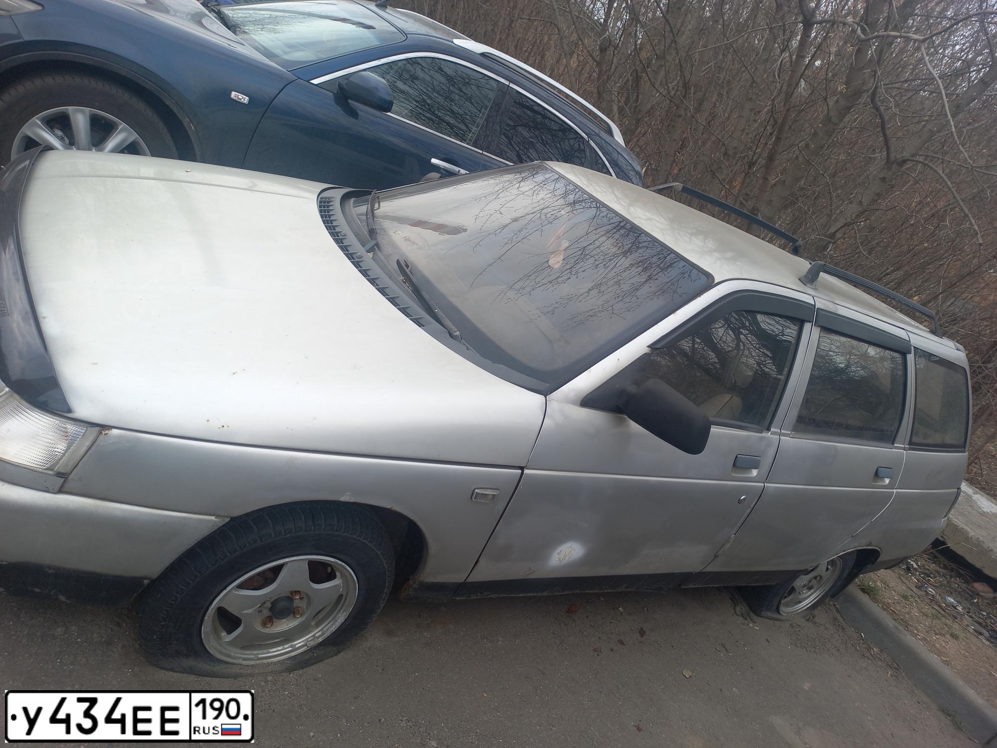 Фото автомобиля LADA 2111, 2002 — госномер У434ЕЕ190. Цвет: СЕРЕБРИСТЫЙ МЕТАЛЛИК