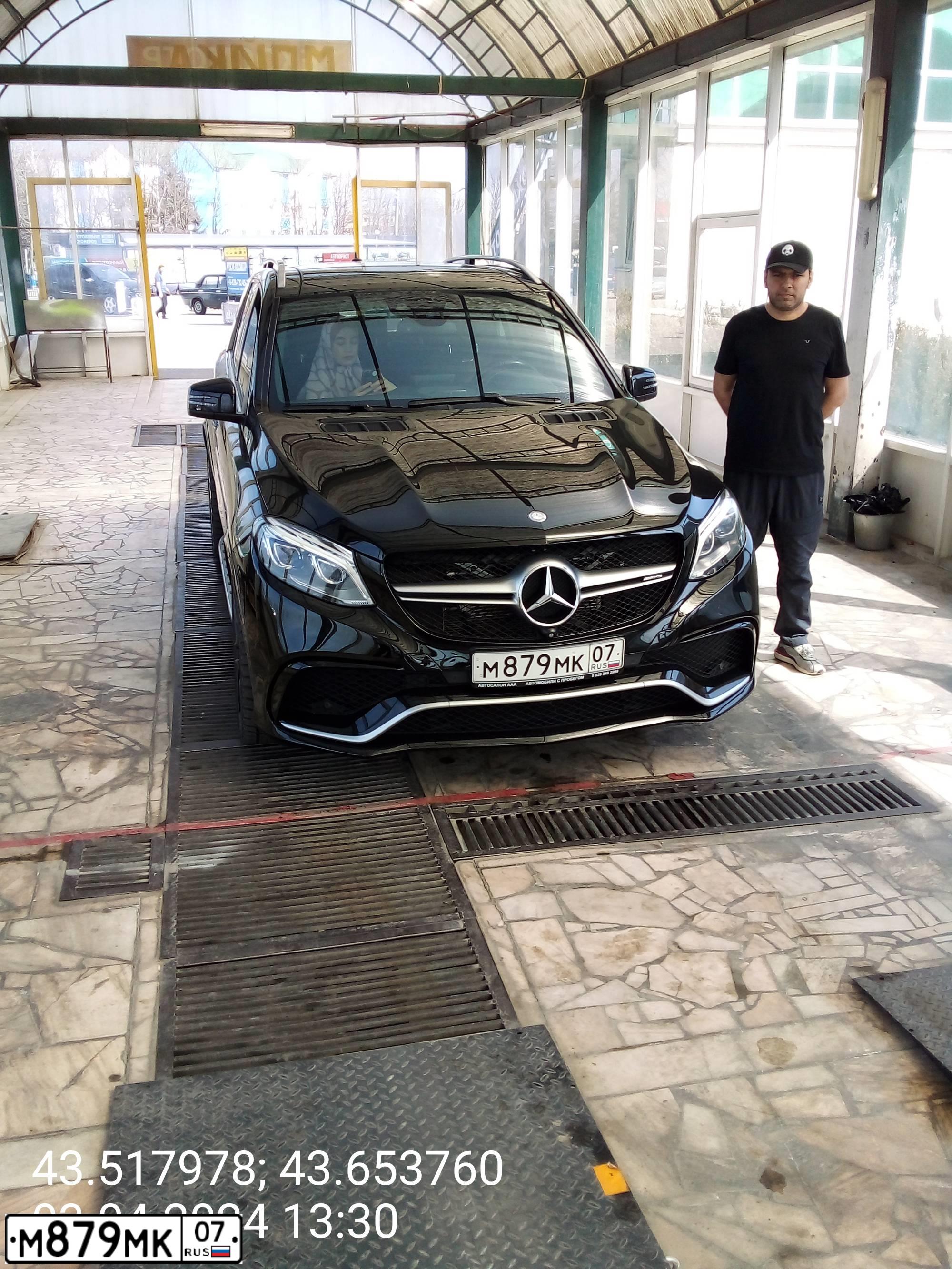 Фото автомобиля МЕРСЕДЕС-БЕНЦ AMG GLE 63, 2015 — госномер О377ОО07. Цвет: ЧЕРНЫЙ