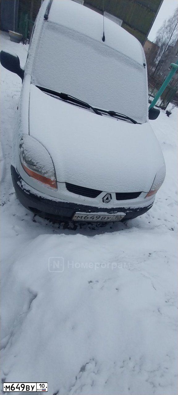 Фото автомобиля RENAULT РЕНО КЕНГУ ЕХРRЕSS СО2 14 96, 2004 — госномер М649ВУ10. Цвет: БЕЛЫЙ