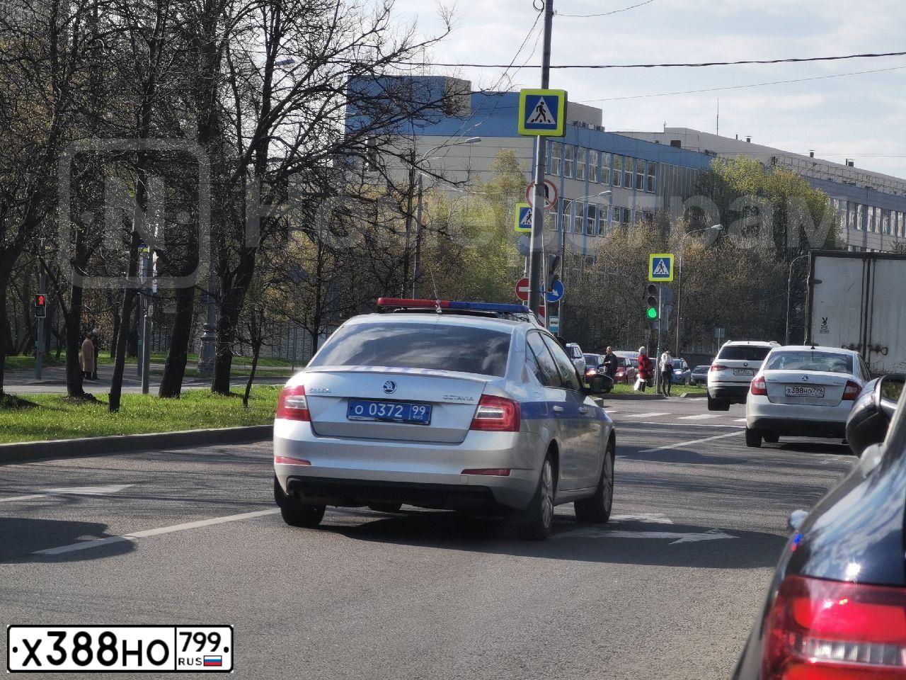 Фото автомобиля SKODA RAPID, 2019 — госномер Х388НО799. Цвет: БЕЛЫЙ