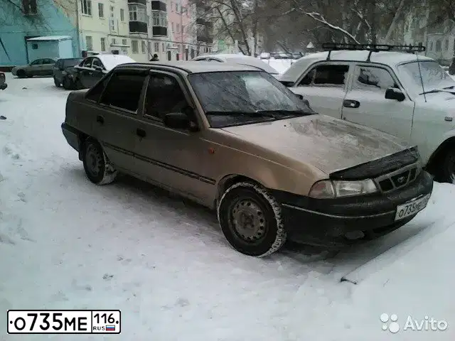 Фото автомобиля DAEWOO NEXIA, 2006 — госномер В824КМ716. Цвет: БЕЖЕВЫЙ