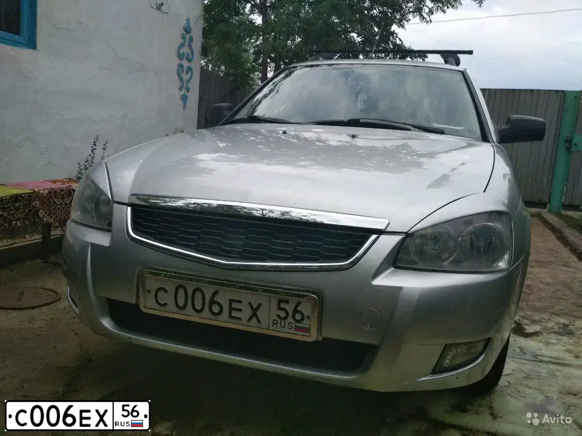 Фото автомобиля LADA 2171 PRIORA, 2011 — госномер С006ЕХ56. Цвет: Светло-серебристый металик