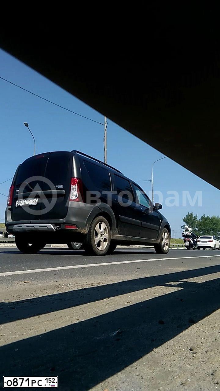 Фото автомобиля LADA LARGUS, 2017 — госномер О871РС152. Цвет: ТЕМНО КОРИЧНЕВЫЙ