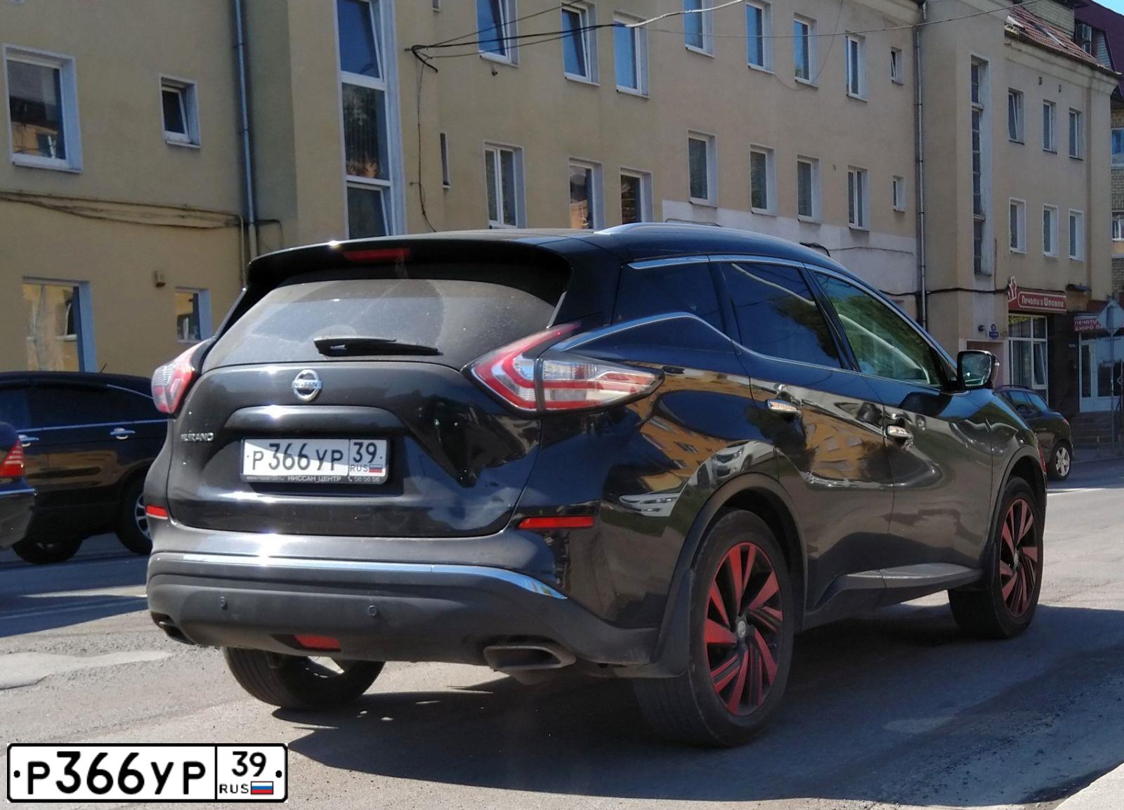 Фото автомобиля NISSAN MURANO, 2016 — госномер Р012ВА774. Цвет: ЧЕРНЫЙ