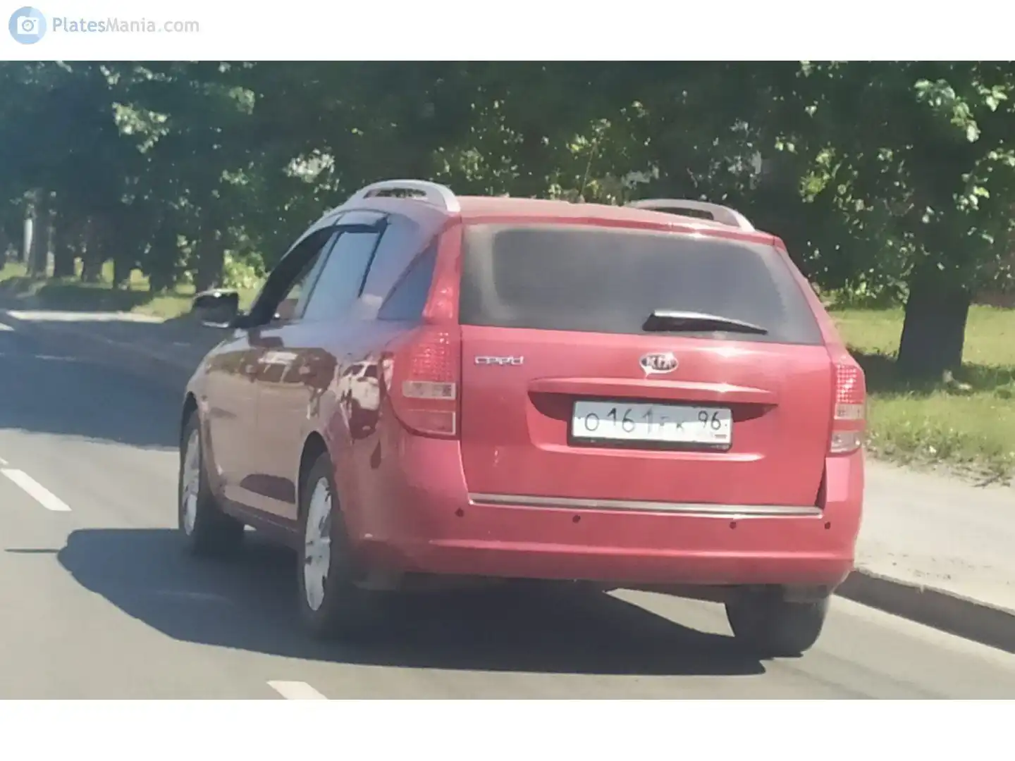 Фото автомобиля PORSCHE CAYENNE, 2007 — госномер М701КУ82. Цвет: ЧЕРНЫЙ