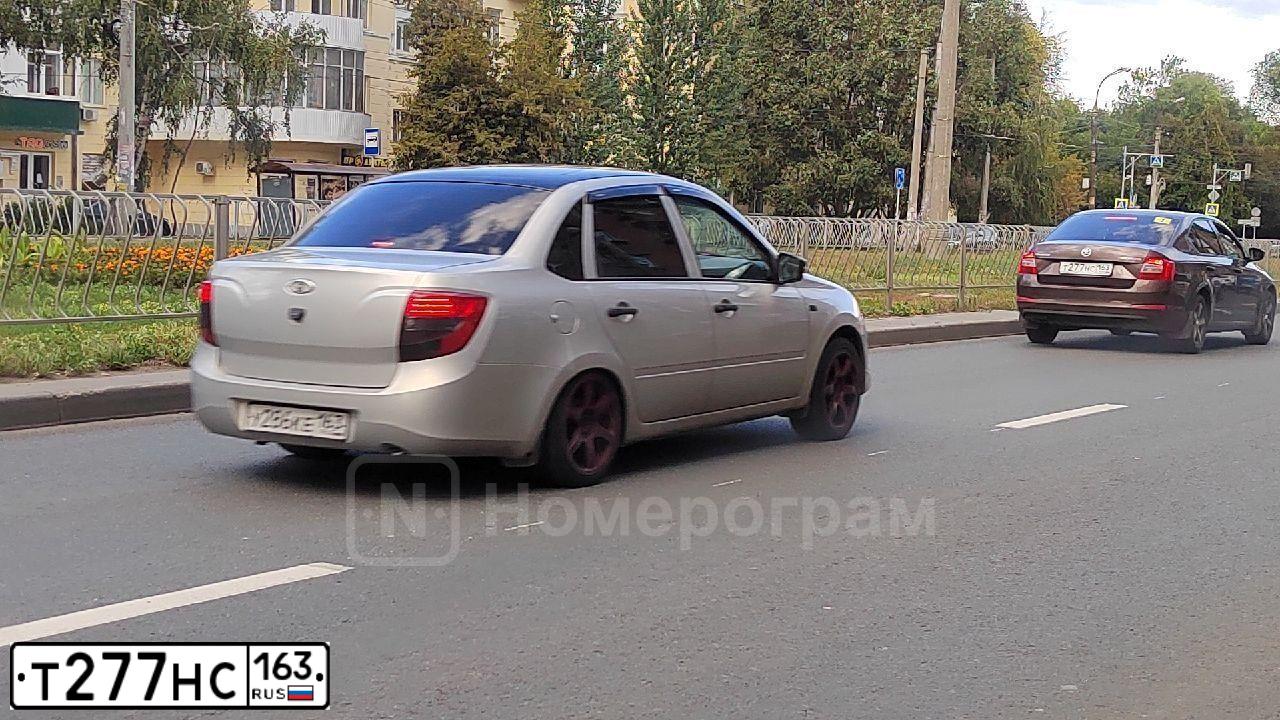 Фото автомобиля SKODA OCTAVIA, 2013 — госномер М156УР164. Цвет: Коричневый