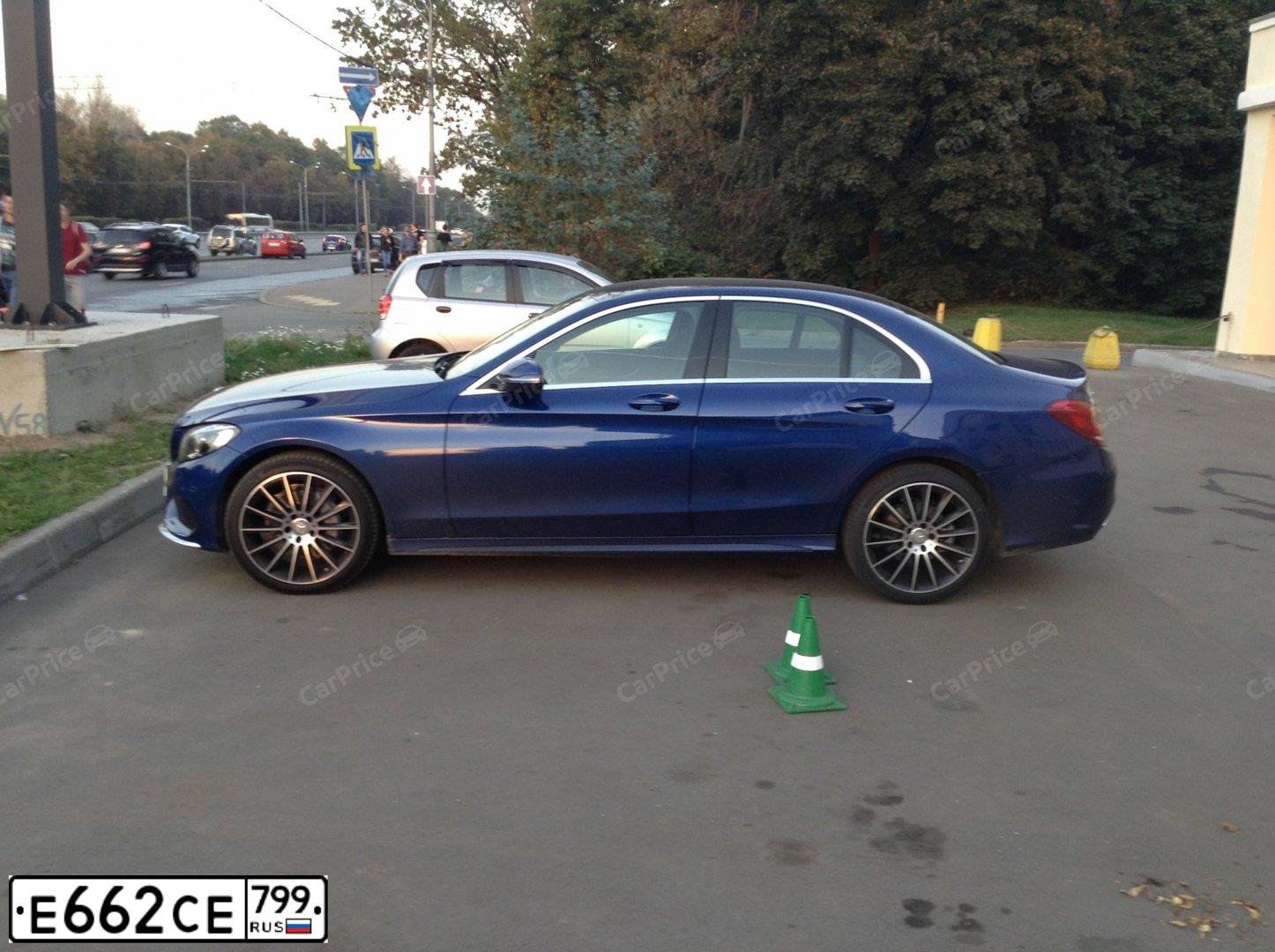 Фото автомобиля MERCEDES C-KLASSE, 2015 — госномер Е662СЕ799. Цвет: СИНИЙ