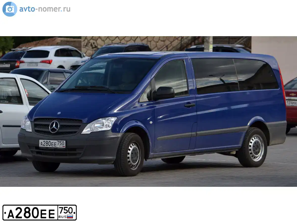 Фото автомобиля MERCEDES VITO, 2013 — госномер Н089ХС799. Цвет: синий
