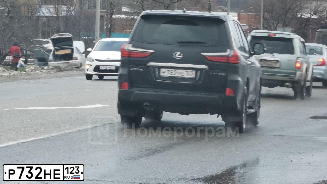 Фото автомобиля OPEL ZAFIRA, 2008 — госномер У508ВК31