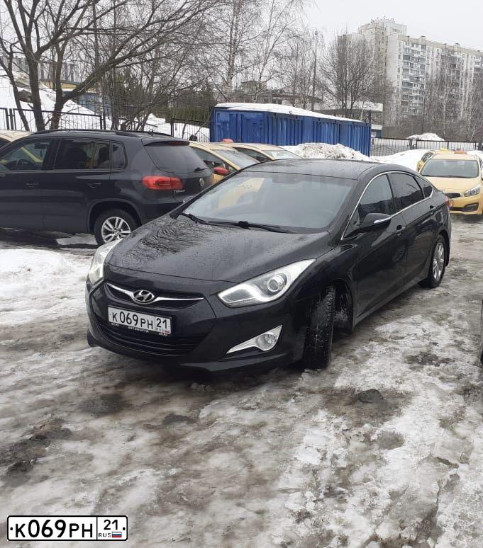 Фото автомобиля HYUNDAI I40, 2012 — госномер К525ВС164. Цвет: ЧЕРНЫЙ