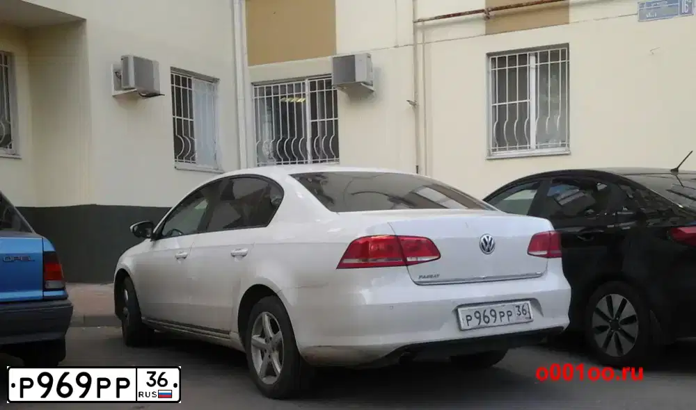 Фото автомобиля VOLKSWAGEN PASSAT, 2013 — госномер Р969РР36. Цвет: БЕЛЫЙ