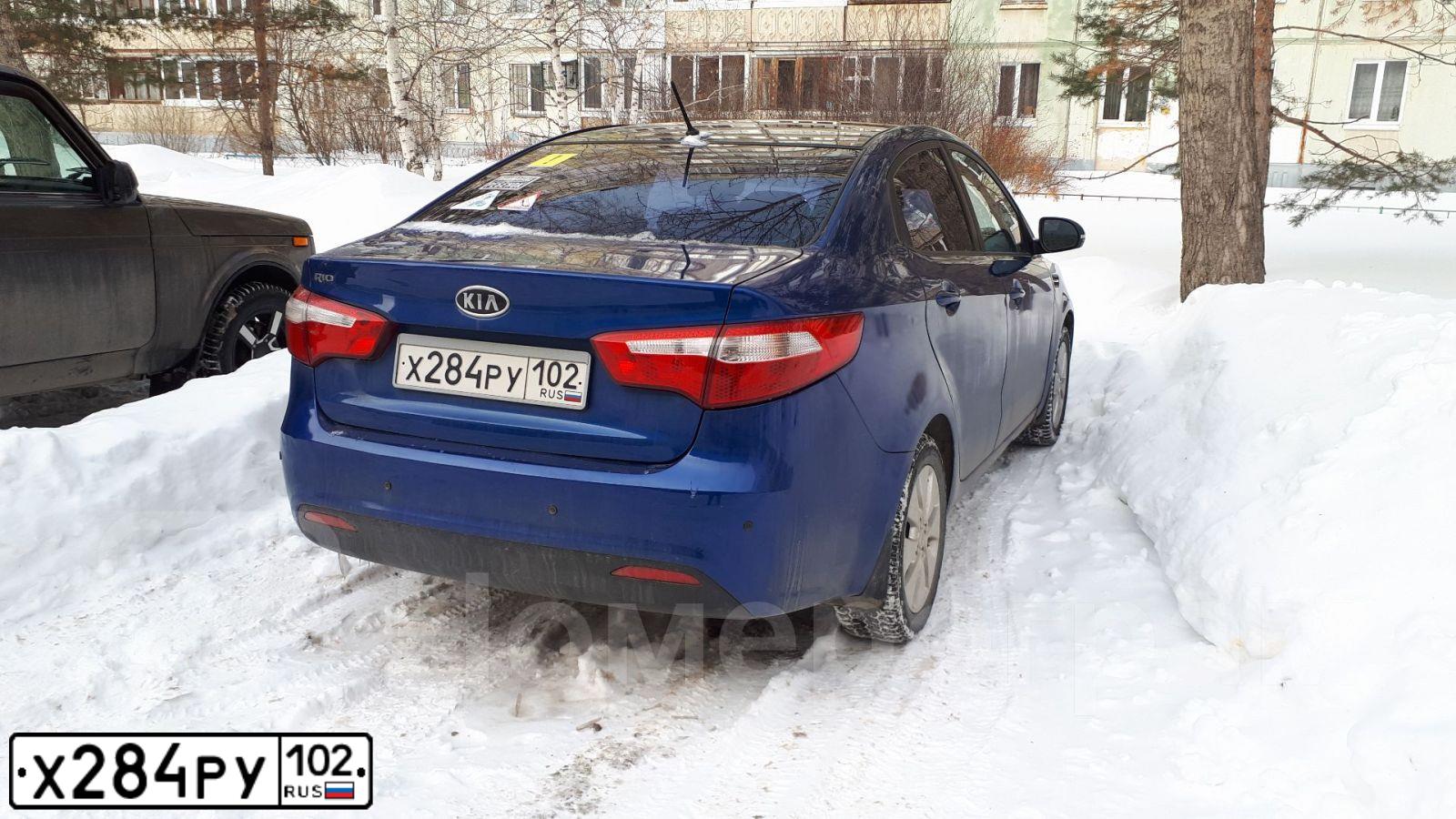 Фото автомобиля KIA RIO, 2011 — госномер М838ВЕ178. Цвет: СИНИЙ