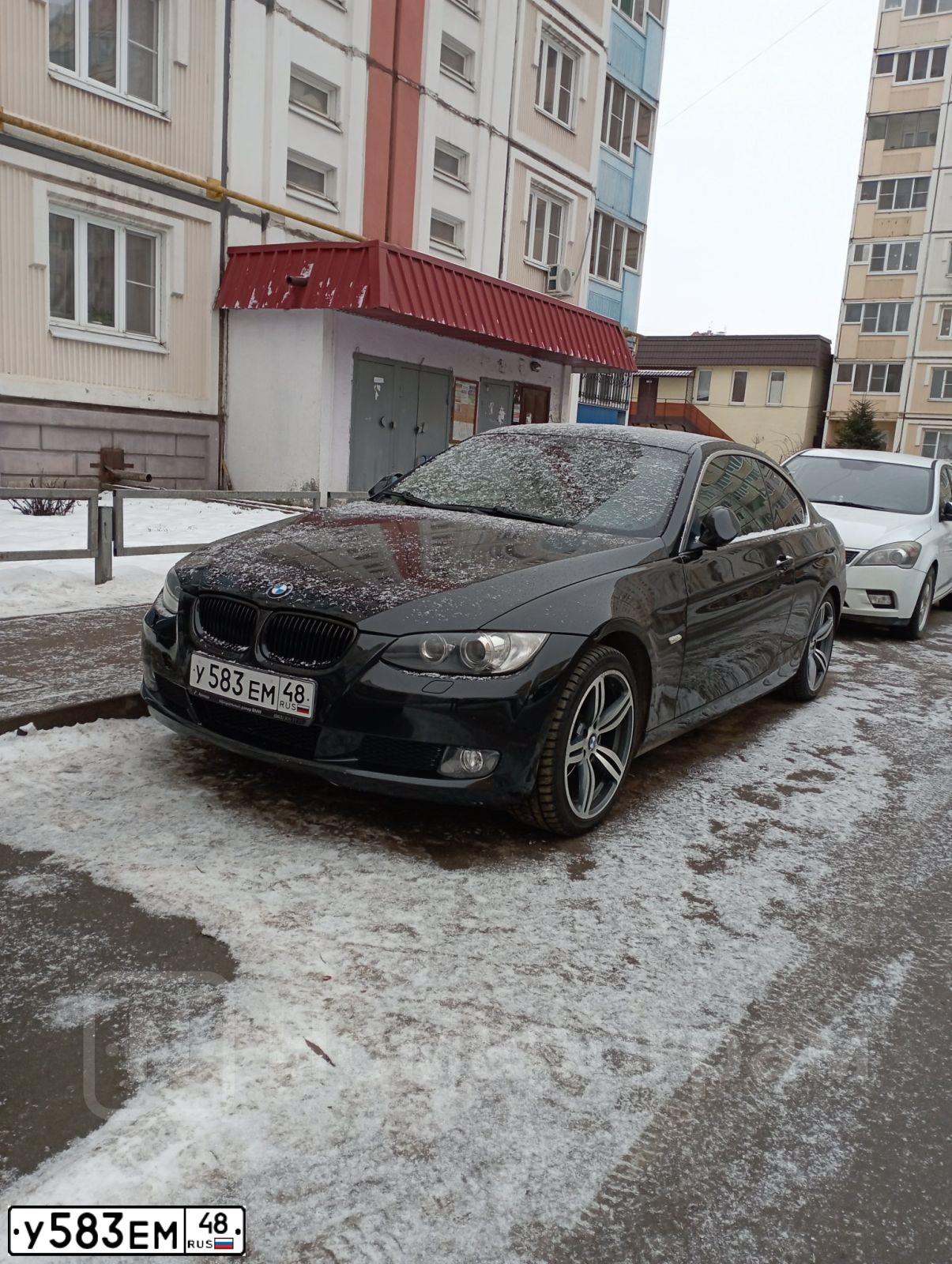 Фото автомобиля BMW SERIE 3, 2007 — госномер У583ЕМ48. Цвет: ЧЕРНЫЙ