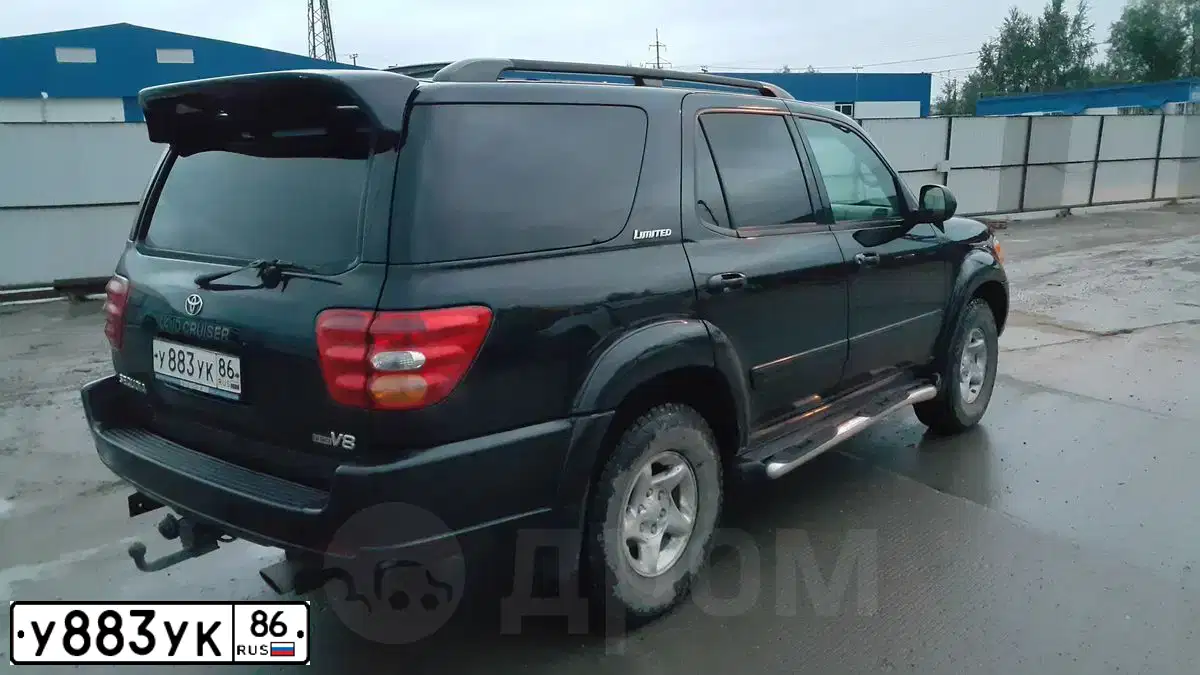 Фото автомобиля TOYOTA SEQUOIA, 2001 — госномер У883УК86. Цвет: ЧЕРНЫЙ
