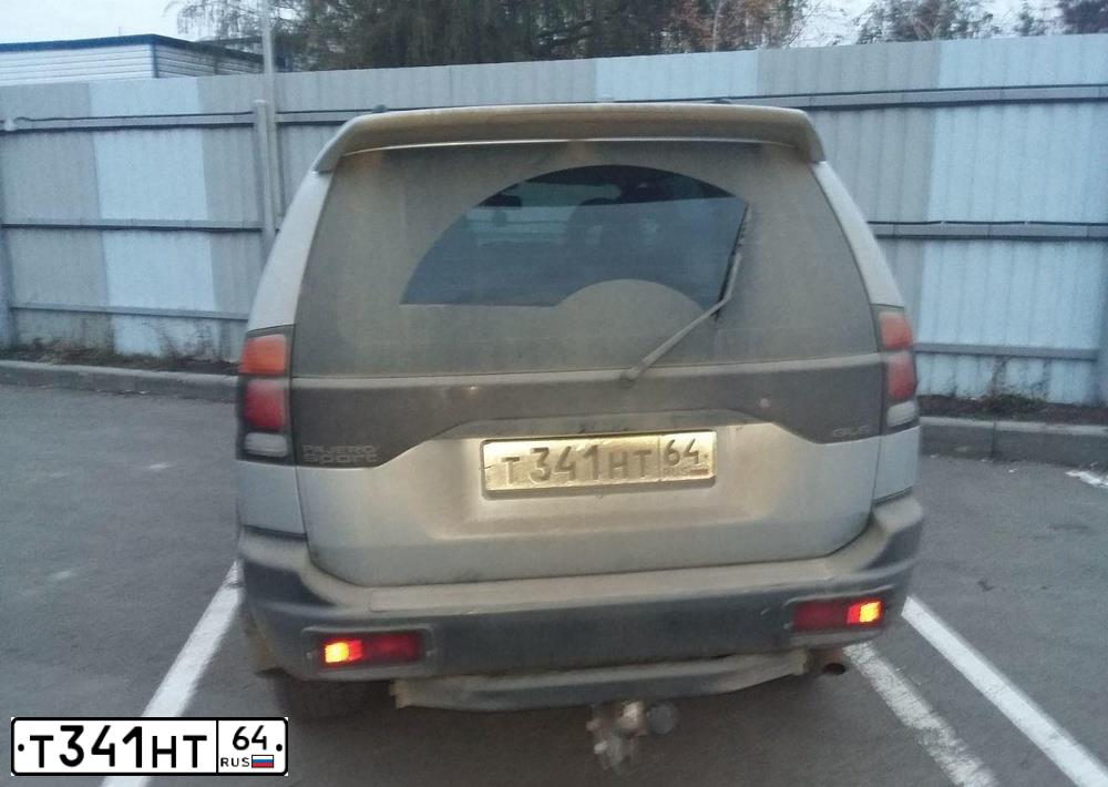 Фото автомобиля MITSUBISHI PAJERO SPORT, 2004 — госномер Е333ВМ64. Цвет: СЕРЕБРИСТЫЙ