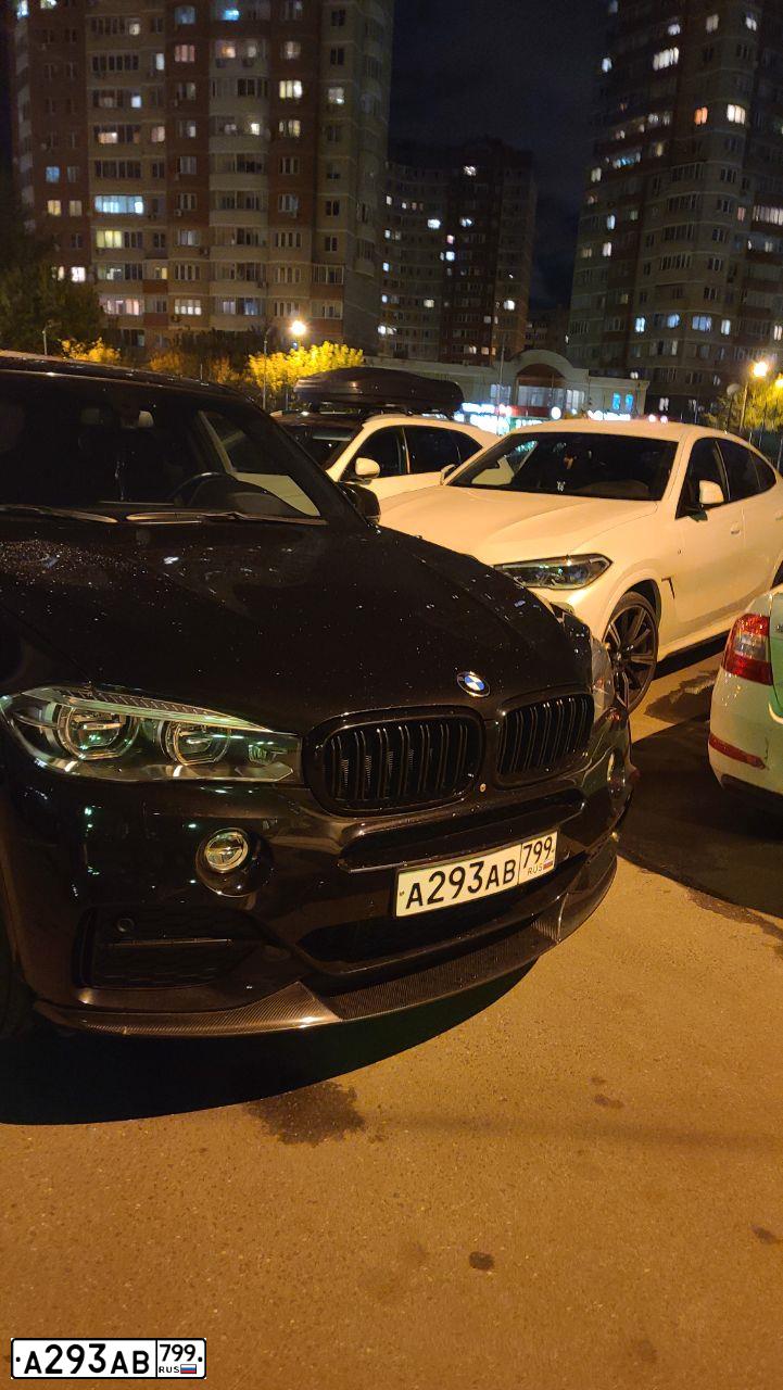 Фото автомобиля BMW X5M, 2017 — госномер А293АВ799. Цвет: ЧЕРНЫЙ
