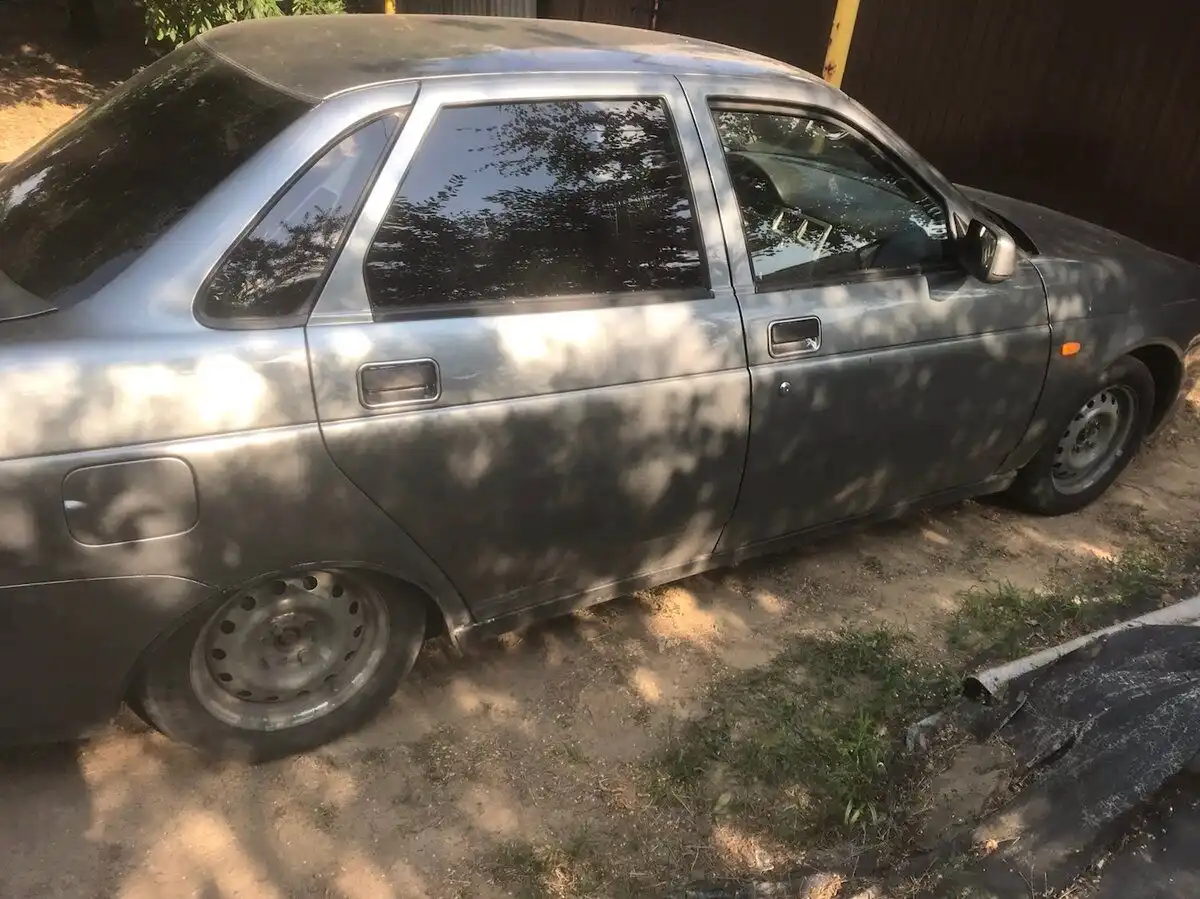 Фото автомобиля LADA 2170 PRIORA, 2008 — госномер А594НВ761. Цвет: СРЕДНИЙ СЕРО-ЗЕЛЕНЫЙ МЕТ.