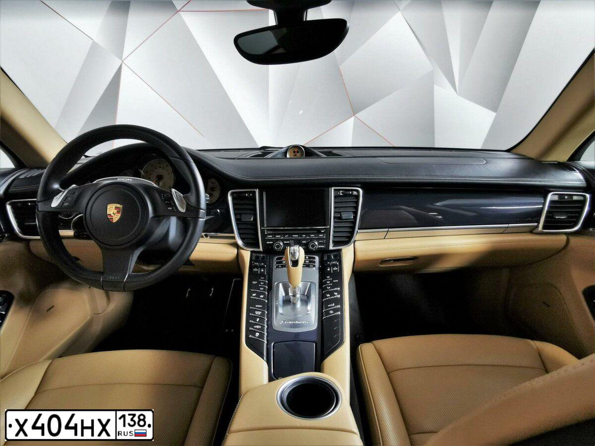 Фото автомобиля PORSCHE PANAMERA, 2013 — госномер С918МО40. Цвет: Коричневый