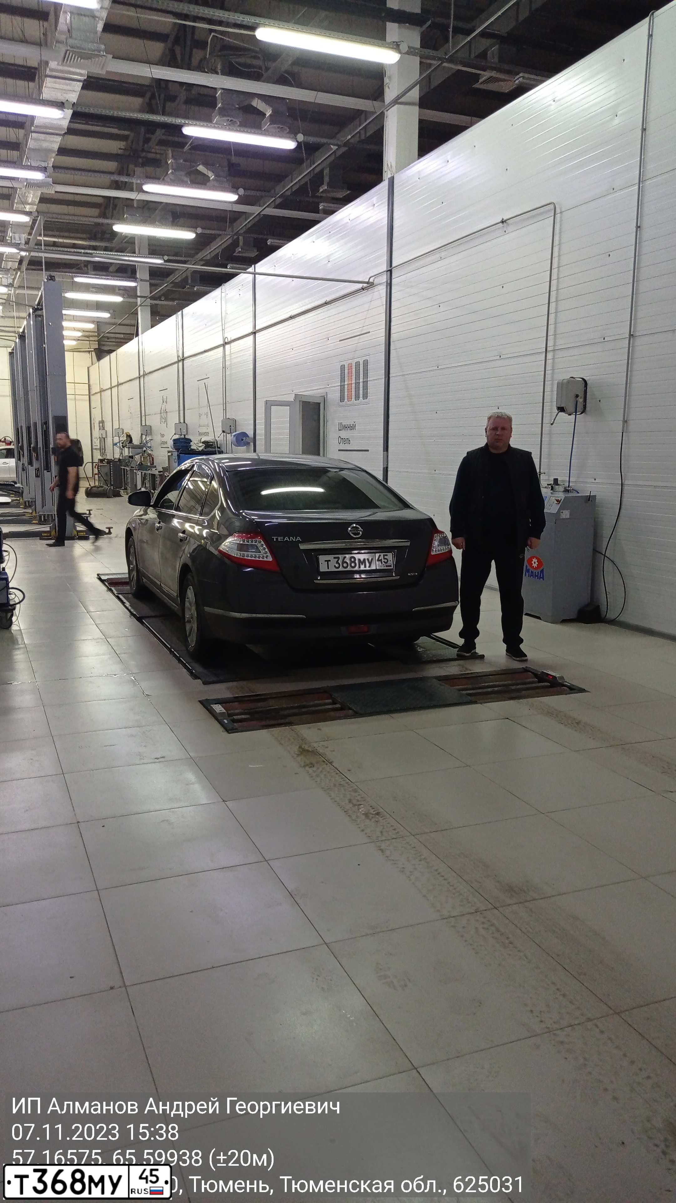 Фото автомобиля NISSAN TEANA, 2012 — госномер Т368МУ45. Цвет: СЕРО-СИРЕНЕВЫЙ