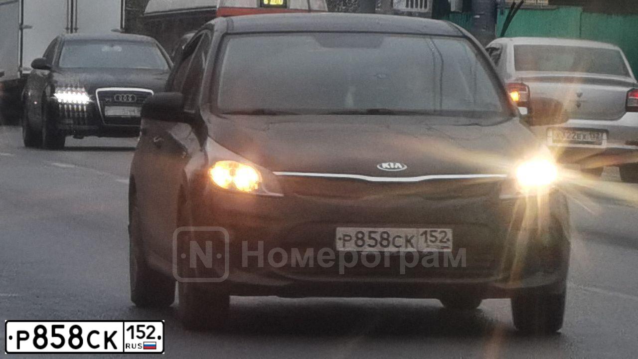 Фото автомобиля KIA RIO, 2018 — госномер У869СС152. Цвет: ЧЕРНЫЙ